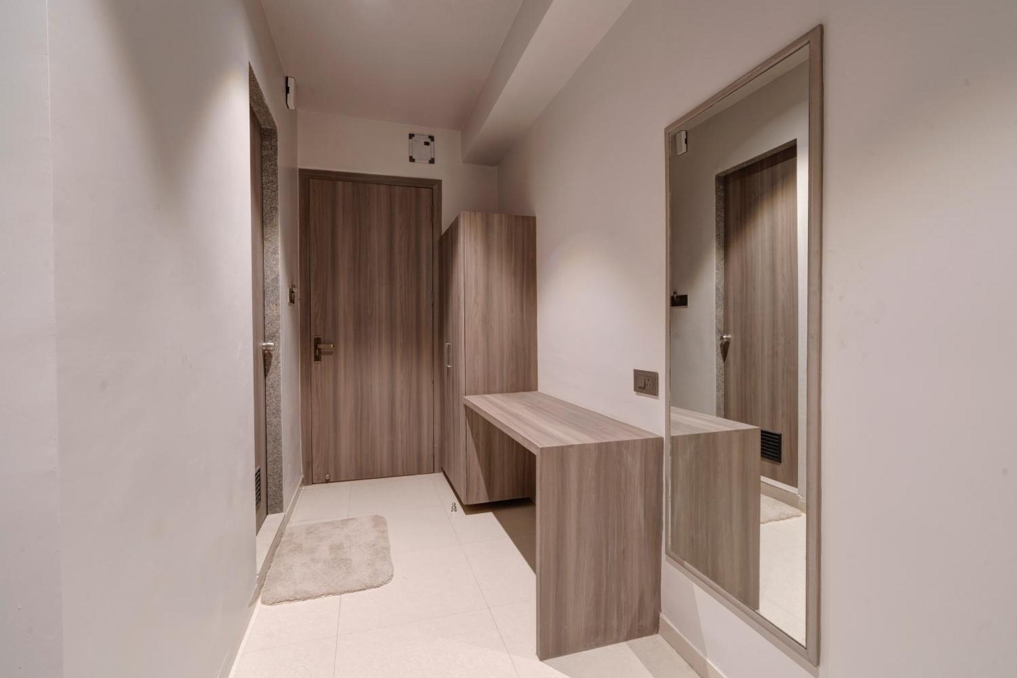 Hotel Sparsh Divine Ahmedabad Luaran gambar